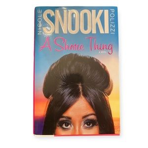 NICOLE SNOOKI POLIZZI A shore thing novel.  📚 bundle and save! 📚